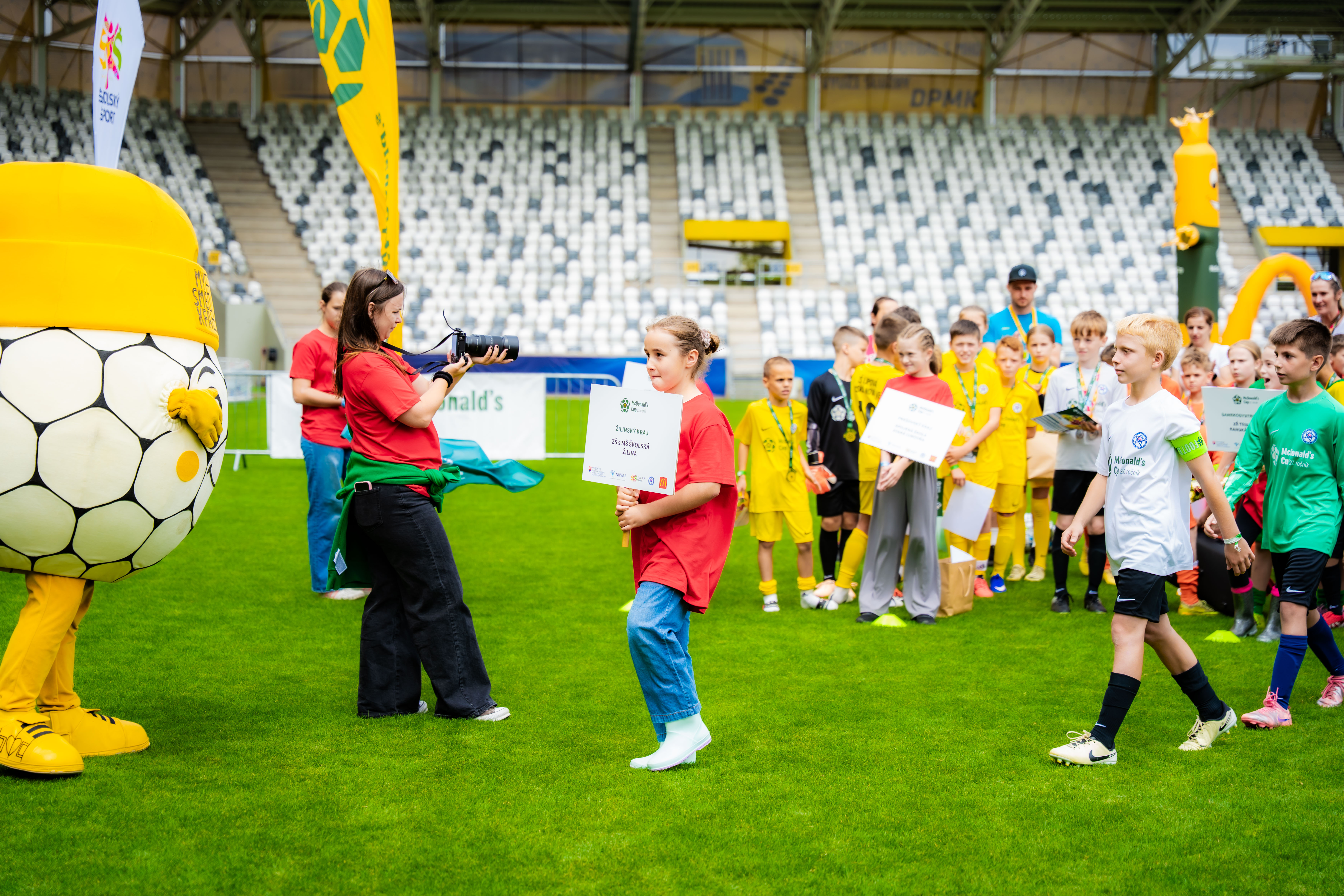 McDonalds Cup - Majstrovstva Slovenska vo futbale najmladsich ziakov a ziacok-1-97
